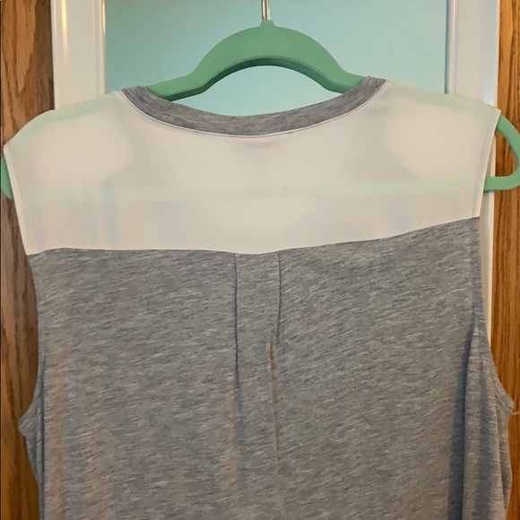 Loft Outlet Grey Sleeveless top w/ shoulder detail - Picture 3 of 3